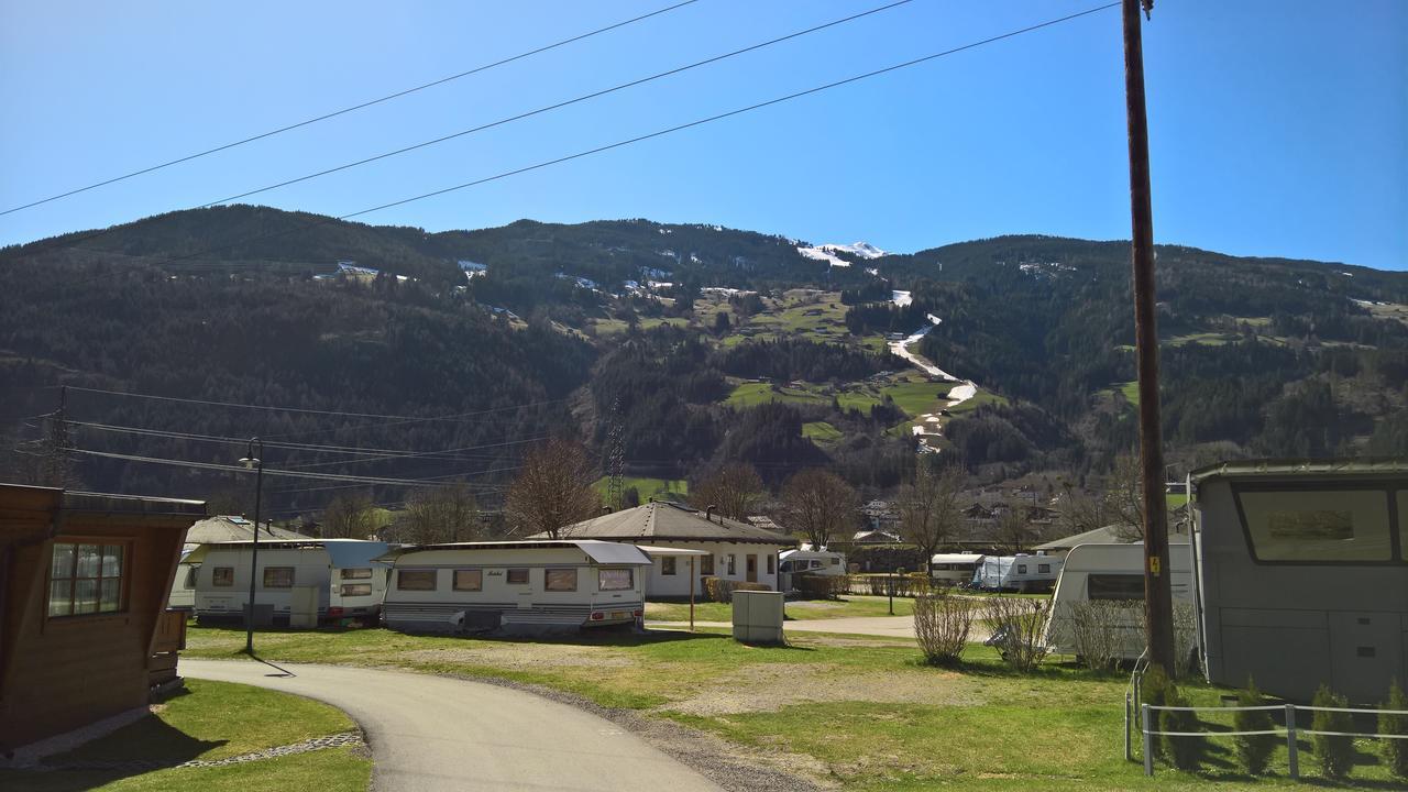 Mountainview Lodge - Chalet Im Zillertal Direkt Am 5 Sterne Campingplatz Aufenfeld Mit Hallenbad Und Sauna Aschau Im Zillertal Екстериор снимка