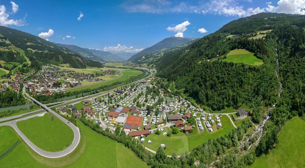 Mountainview Lodge - Chalet Im Zillertal Direkt Am 5 Sterne Campingplatz Aufenfeld Mit Hallenbad Und Sauna Aschau Im Zillertal Екстериор снимка