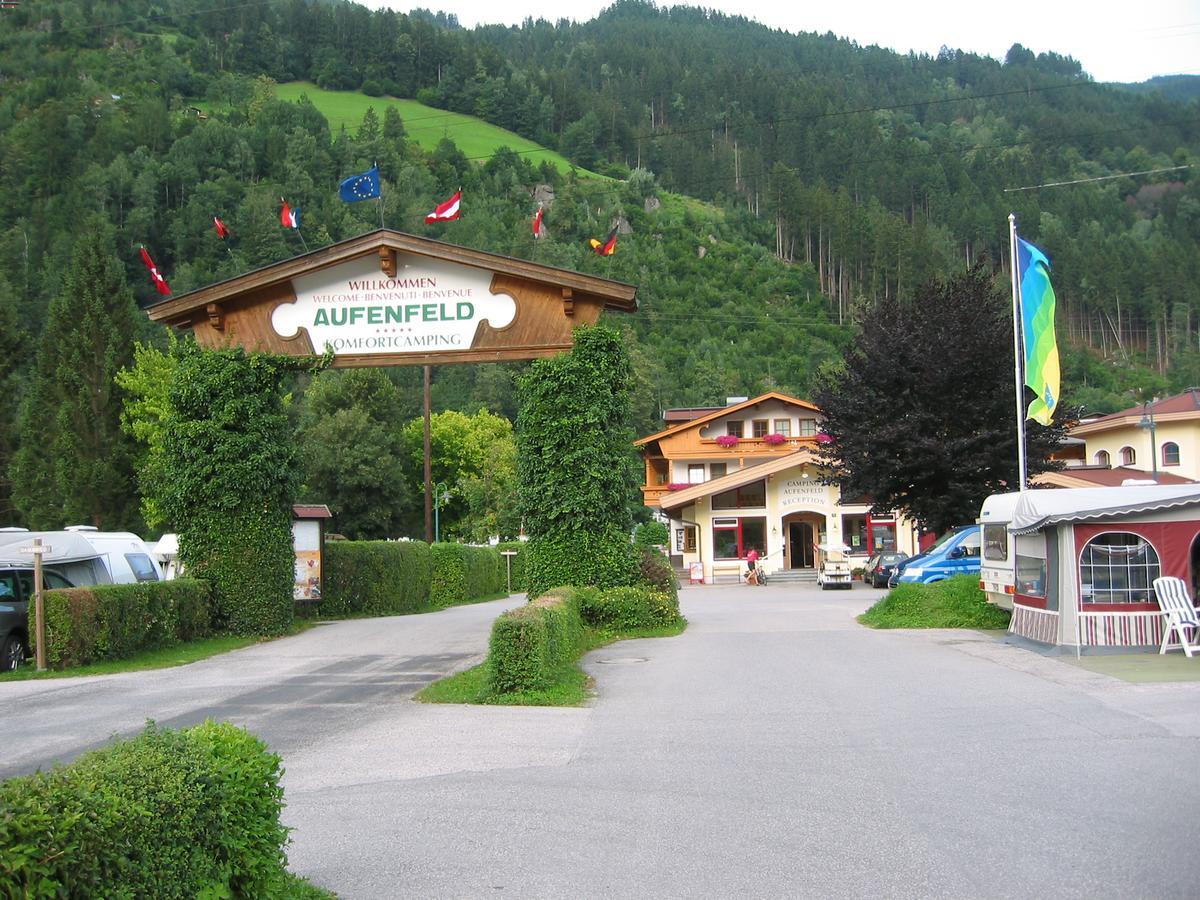 Mountainview Lodge - Chalet Im Zillertal Direkt Am 5 Sterne Campingplatz Aufenfeld Mit Hallenbad Und Sauna Aschau Im Zillertal Екстериор снимка